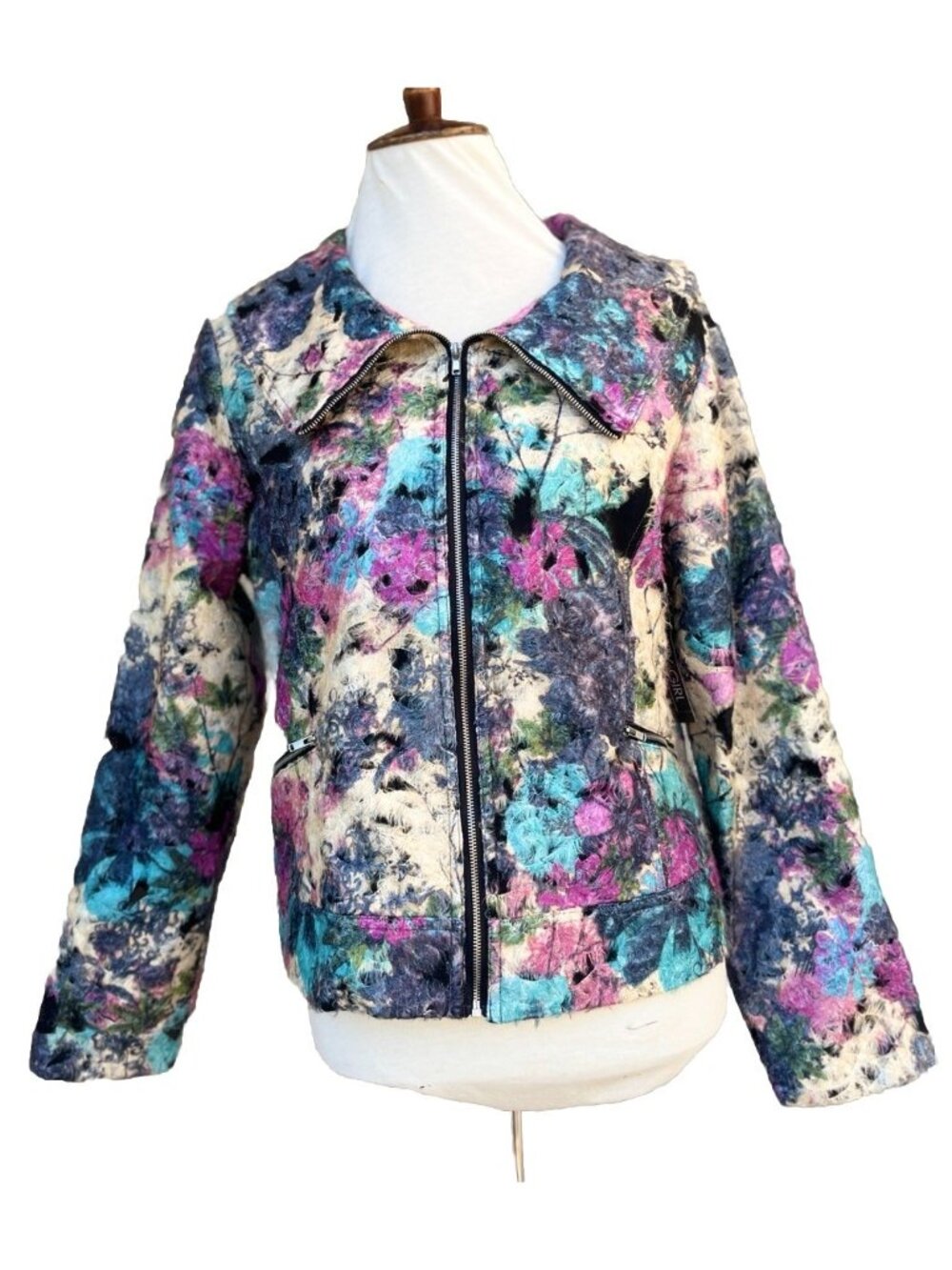 Vintage City Girl Nancy Bolen Fuzzy Floral Jacket - Picture 15 of 15